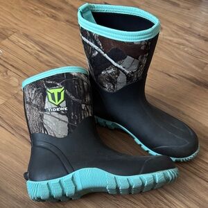 Tidewe Women’s Waterproof Camo Rain Boots